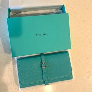 New Tiffany & Co. Tiffany Blue Grain Leather Jewelry Roll